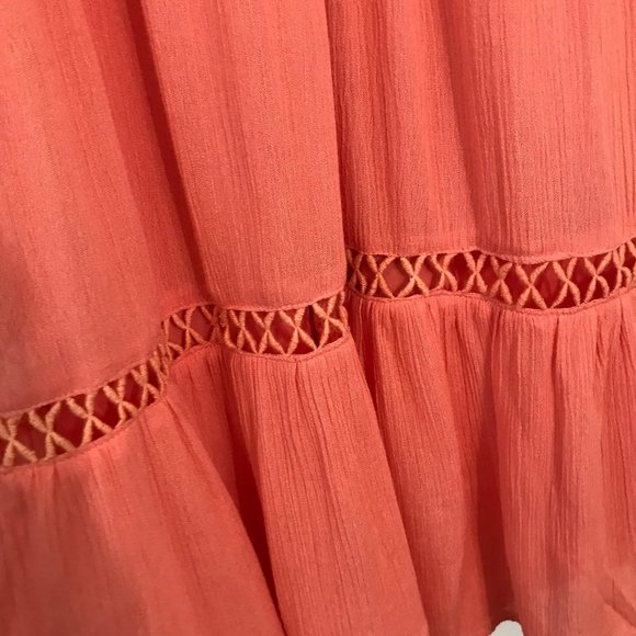 V neck dress with lace - Picture 5 of 7